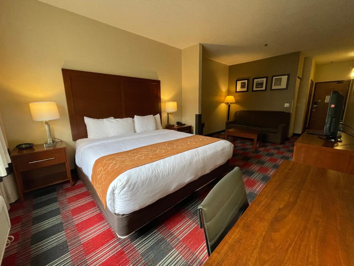 Comfort Suites Near Vancouver Mall Dış mekan fotoğraf