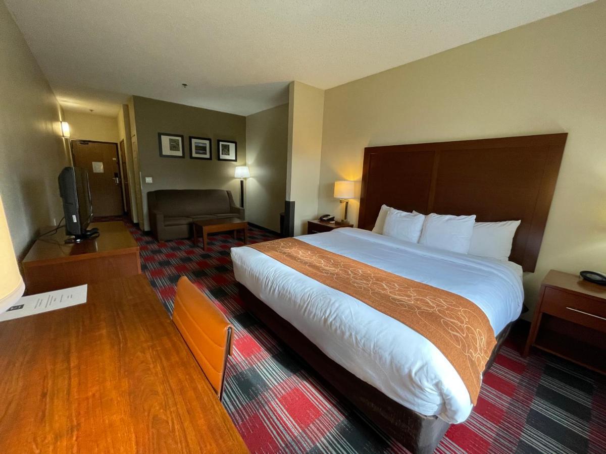 Comfort Suites Near Vancouver Mall Dış mekan fotoğraf