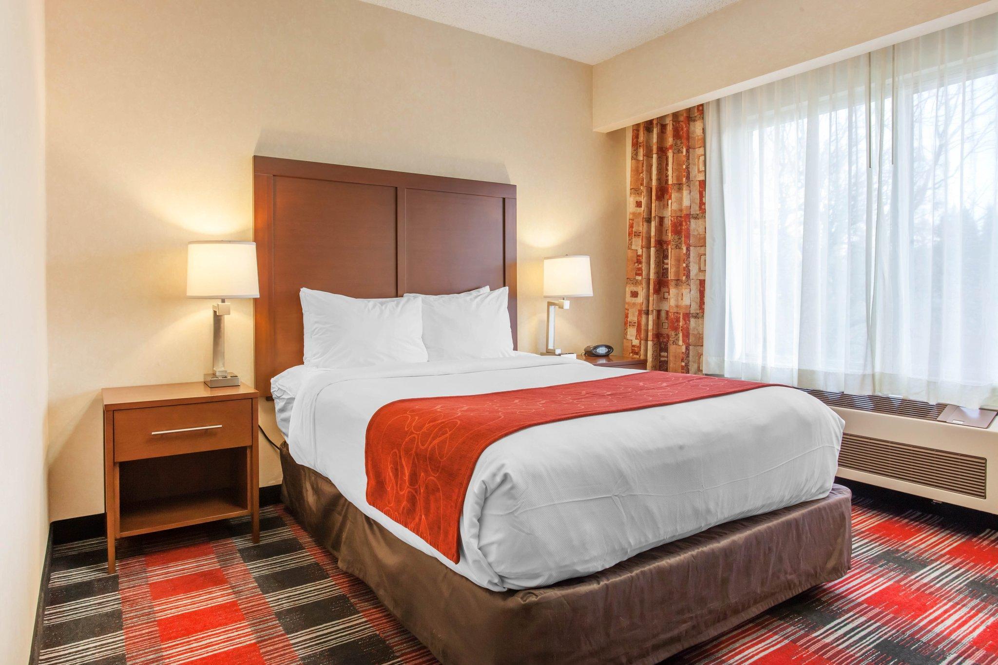 Comfort Suites Near Vancouver Mall Dış mekan fotoğraf