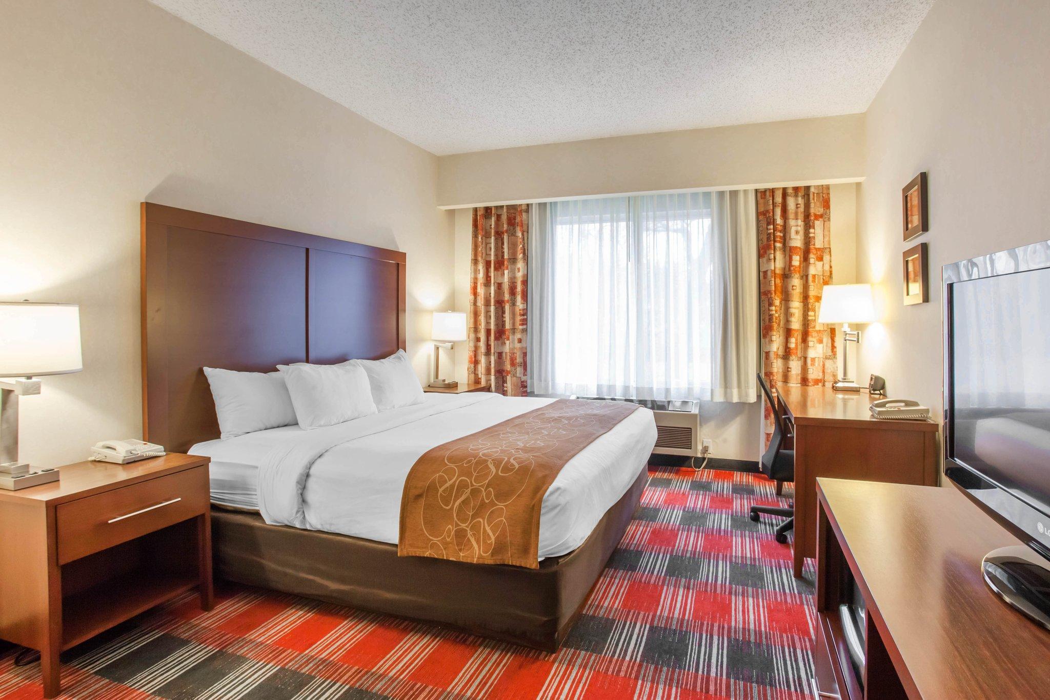 Comfort Suites Near Vancouver Mall Dış mekan fotoğraf