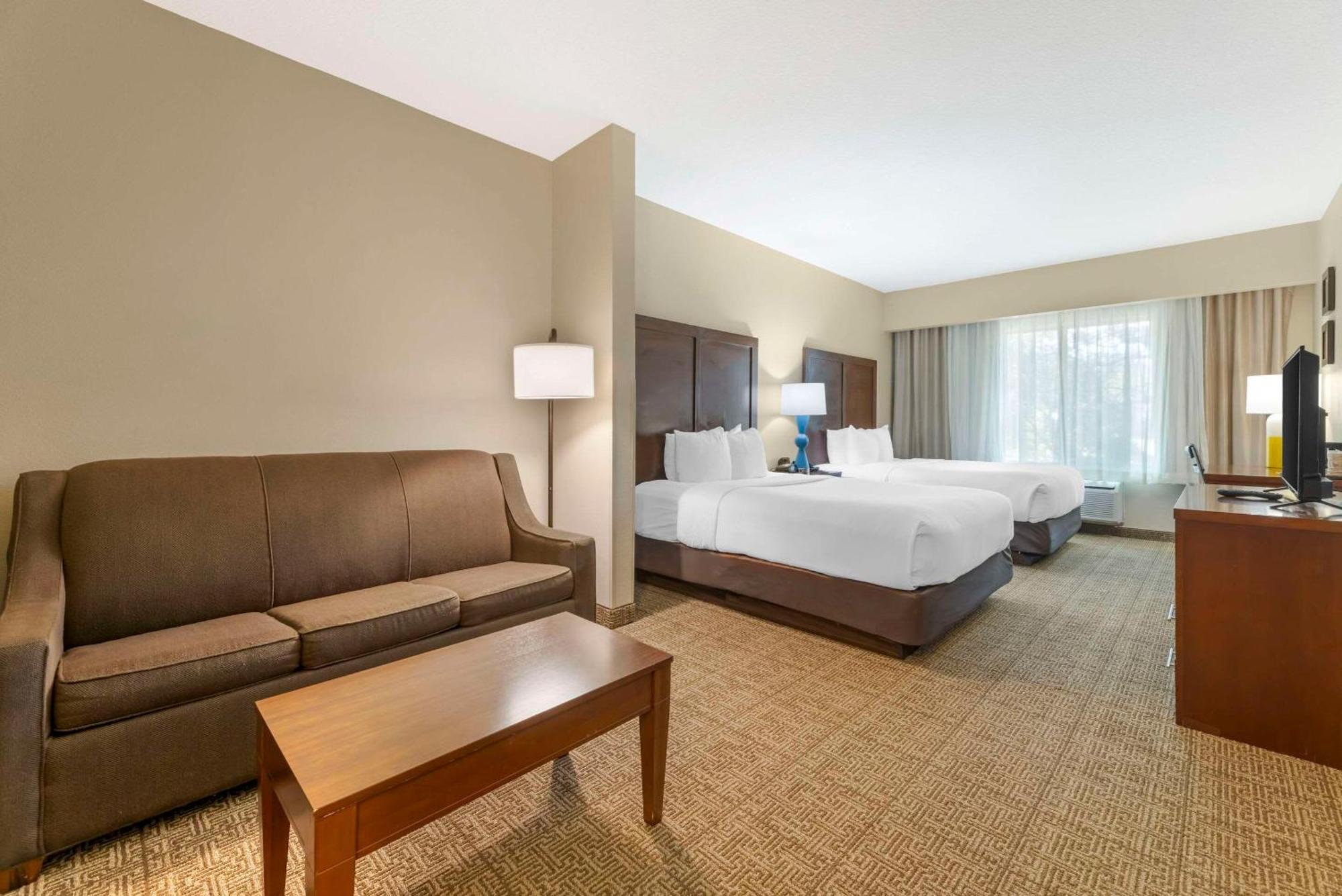 Comfort Suites Near Vancouver Mall Dış mekan fotoğraf