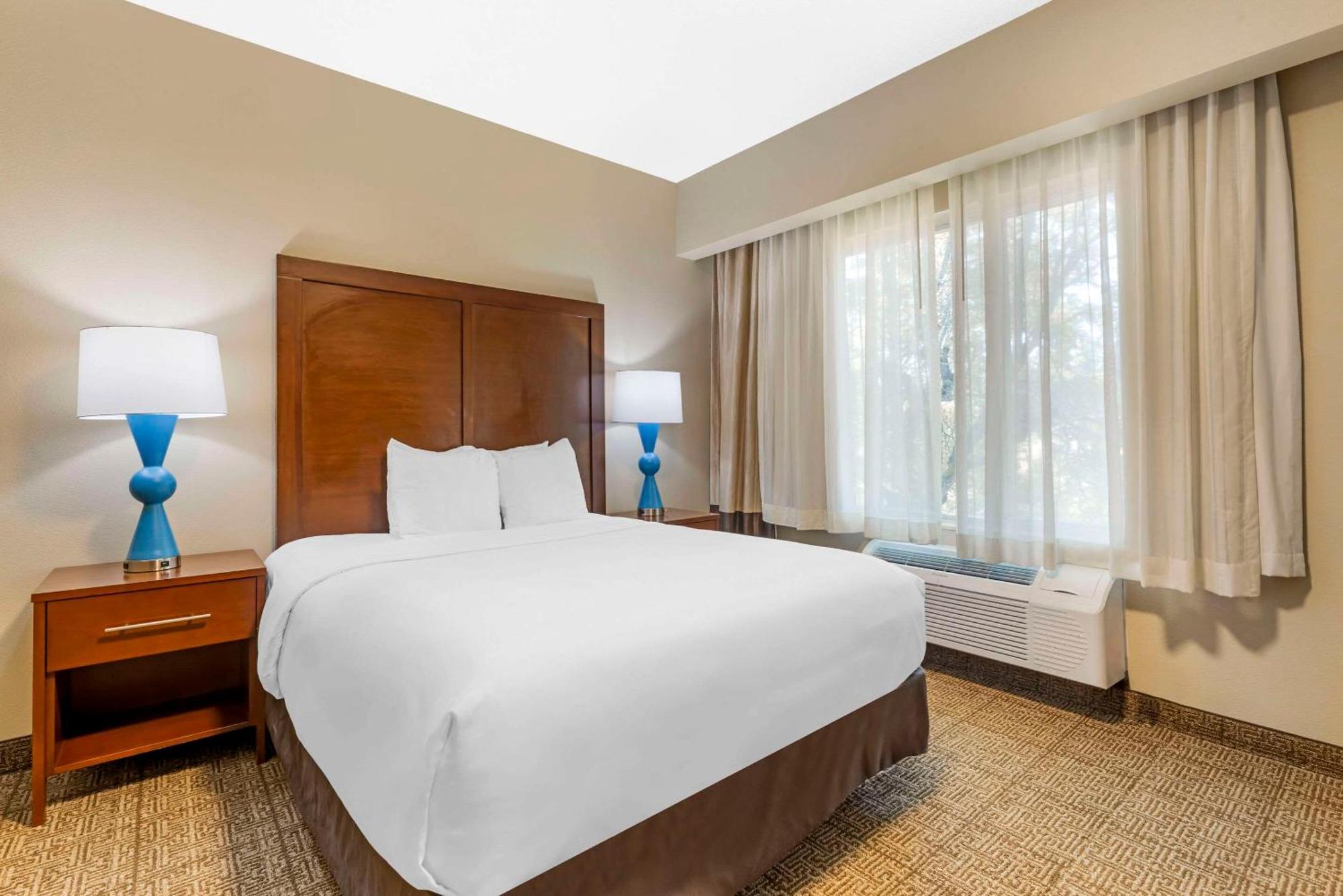 Comfort Suites Near Vancouver Mall Dış mekan fotoğraf